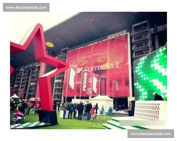 包场观赛！F1 中国站一家三口的定制速度盛宴